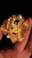 Auspicious goldfish pearl brooch
